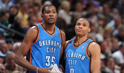 万博体育官方网站-难得!杜兰特力挺韦少:他被黑是因为队友是詹姆斯