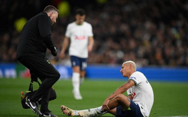 万博体育app-虚惊一场！理查利松腿伤只需休两周 能赶上世界杯！